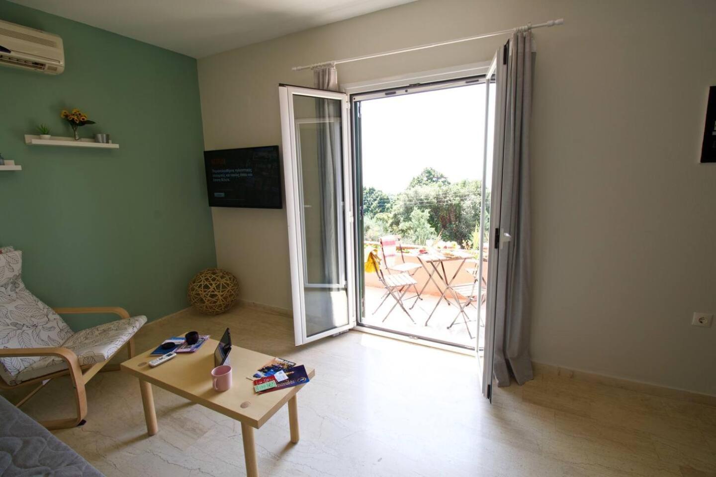 Blue&green Apts Dassia (Corfu)